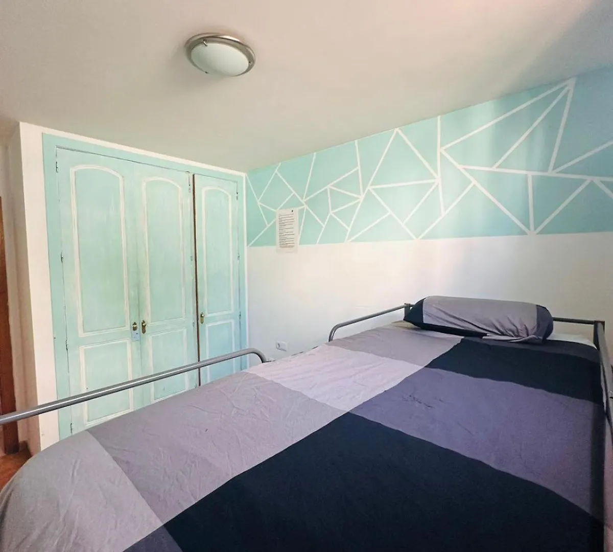 קורלחו La Fresa Hostel