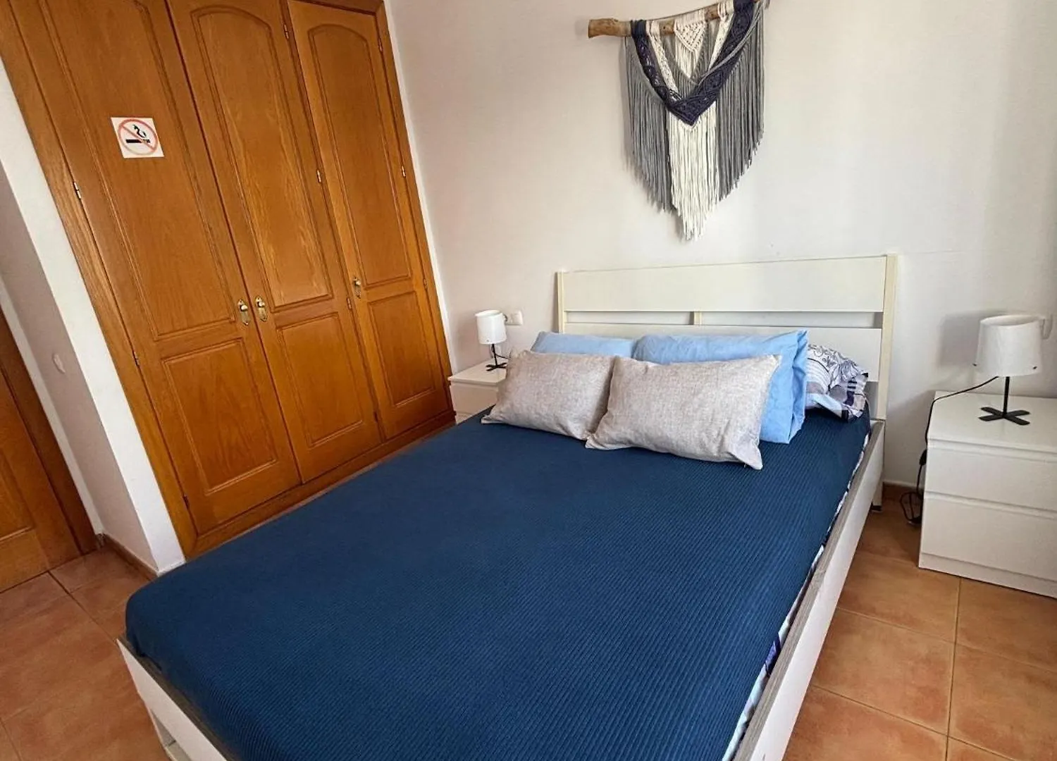 קורלחו La Fresa Hostel ספרד